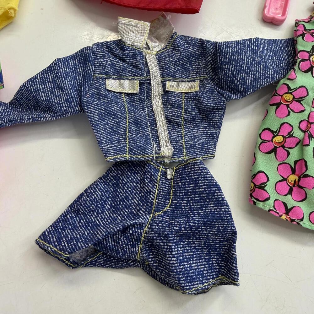 Barbie bundle #1 - Picture 4 of 10